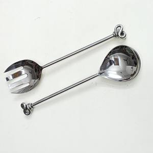 Ensemble de service à salade en acier inoxydable poli miroir à gros nœuds fait à la main Vaisselle Ensemble de service alimentaire décoratif - Product Image 2