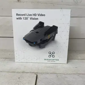 NOUVEAU dans BOX QuadCopter Drone Commercial HD Enregistrement vidéo avec vision à 120 degrés - Product Image 1