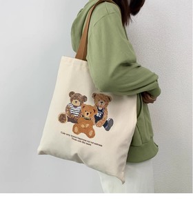 <span class=keywords><strong>Sac</strong></span> fourre-tout en toile avec motif d'ours de dessin animé, grande capacité, décontracté, réutilisable, <span class=keywords><strong>sac</strong></span> à bandoulière pour le shopping, l'école, l'usage quotidien et les voyages - Product Image 3