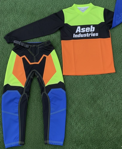 Kit de motocross personnalisé avec design par sublimation pour la course tout-terrain, pantalon et maillot unisexe respirant et coupe-vent, équipement MX - Product Image 1