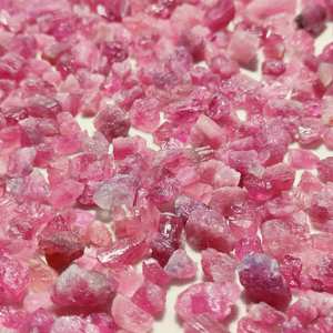 พลอยทัวร์มาลีนสีชมพูแบบหยาบสำหรับดีไซน์เนอร์พลอยอัญมณีหลวมทำจากแร่อัญมณี/แหวนแบบหยาบขายส่ง - Product Image 1