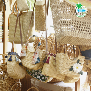 Hot Product <b>Large</b> Capacity Water Hyacinth <b>Hamper</b> Basket for Laundry or Bedding High Quality - Product Image 5