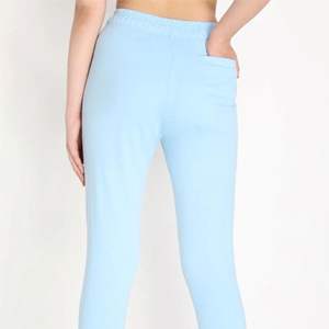 Pantalones Jogger Premium para mujer: perfectos para salidas casuales, entrenamientos de gimnasio y relajación en casa - Product Image 3