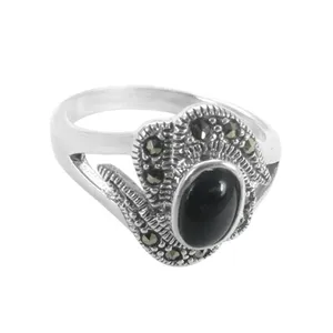 Bague en argent sterling avec onyx et marcassite pour femme, plaquée rhodium, bijoux cadeau - Product Image 1