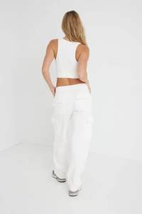 2023 venta al por mayor personalizado de alta calidad Logotipo de impresión personalizada colores sólidos Joggers mujeres polar Cargo pantalones de chándal para mujer - Product Image 5