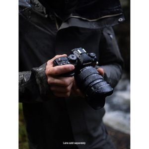 Appareil photo numérique hybride 20 MP Micro Four Thirds avec capteur CMOS empilé BSI, stabilisation d'image 5 axes, boîtier, carte mémoire SD, noir - Product Image 1