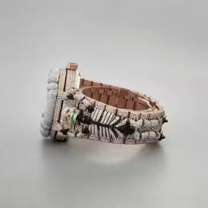 Montre en diamant Moissanite plaquée or rose sur mesure pour femmes bijoux de luxe avec cadran et breloque glacés de style Hip Hop - Product Image 3