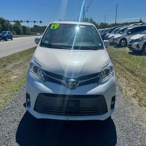 VUS Toyota Siennaa d'occasion et propre Offres Spéciales meilleur prix sans antécédents d'accident vitesse maximale assez utilisé conduite à gauche et à droite - Product Image 3
