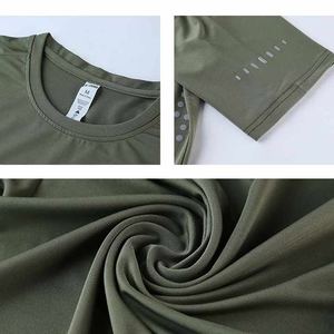 T-shirt de course à pied Gym personnalisé pour hommes Sporty Breathable Athletic Fitness Slim Fit Design Plus Size 280 Grammes Casual Compression unie - Product Image 2