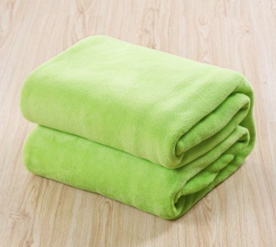 สีเขียว