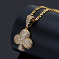 Collier pendentif motif pique de jeu de cartes avec micro-pavé de zircone cubique, bijoux en gros pour les collections streetwear et de mode