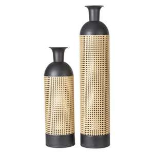 Ancien vase en métal design premium pour la décoration intérieure classique avec différentes tailles grand vase en métal fini à grand prix - Product Image 1