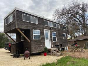 Casa Pequeña Cinco Estrellas Tipo Airbnb en Venta, con Entrega Gratuita - Product Image 1