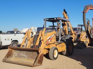 Vente en gros de chargeuse-pelleteuse Uesd Case 580M à VENDRE - Product Image 3