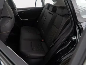 Toyota RAV4 V 2024, Bajo Kilometraje, Caja de Cambios Automática, Volante a la Izquierda, Neumáticos R20, Estado Oscuro - Product Image 3