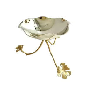 Soporte de cuenco decorativo de Metal de diseño antiguo único, suministros de diseñador hechos a mano, sombra antigua de latón para uso alimentario, novedad - Product Image 6