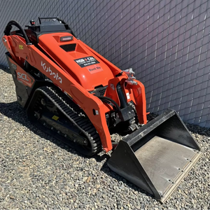 ซื้อรถตักล้อยาง Kubota SCL1000 มือสองสภาพดีเยี่ยม เครื่องยนต์ดีเซลประสิทธิภาพสูง ขนาดบุ้งกี๋ 0.30 ลูกบาศก์เมตร สภาพสมบูรณ์แบบ - Product Image 1