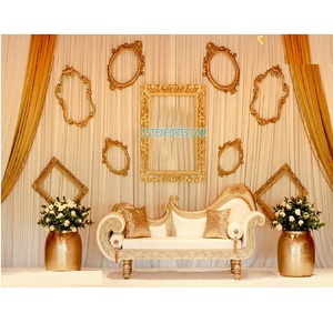 Sofá italiano con aspecto elegante para sala de recepción, para escenario de boda, para novia, novio - Product Image 1