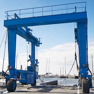 <span class=keywords><strong>50</strong></span> טון להרים נסיעות לסירות כונן הידראולי עיצוב מותאם אישית להניף סירה נייד - Product Image 1