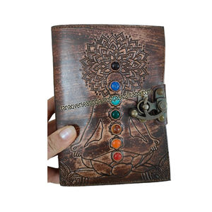 Cuaderno de bocetos de piedra de siete Chakras de bronce, diario de cuaderno de cuero genuino en relieve a mano con cerradura de latón C - Product Image 1