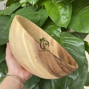 Assiette/plat en bois Saman Taille et design personnalisés de COCO-Eco Vietnam pour les ustensiles de cuisine et les voyages - Product Image 1