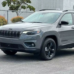 Jeep Cherokee Altitude 2023 asequible - Product Image 1