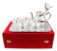 Théière plaquée argent aspect antique avec 6 tasses et 1 plateau Vaisselle sans fin Article décoratif Diwali Cadeau Article à vendre
