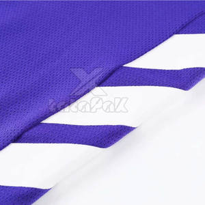 Ensemble maillot et short de basket-ball léger et respirant Uniforme de basket-ball Performance confortable avec techniques imprimées - Product Image 3