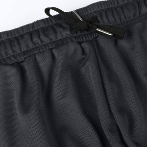 Pantalones cortos de malla de calidad superior con logotipo de transferencia de calor con bolsillos Pantalones cortos de fitness transpirables ligeros para gimnasio Hecho en Pakistán - Product Image 4