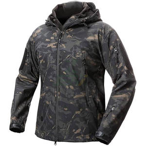 Chaqueta Táctica con Capucha para Hombre, Invierno, JERSIZ, Soft Shell, Estampado de Camuflaje, Forro Polar, Transpirable, para Todo Clima, Cómoda y Duradera - Product Image 1