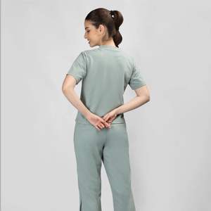 Ensemble deux pièces pour femmes-Tenue élégante et confortable pour une mode qui dure toute la journée - Product Image 2