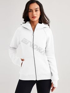 Jersey de mujer atlético de manga larga con cremallera recortada logotipo personalizado OEM entrenamiento de cordón con capucha deportes de invierno de algodón tejido ligero - Product Image 2