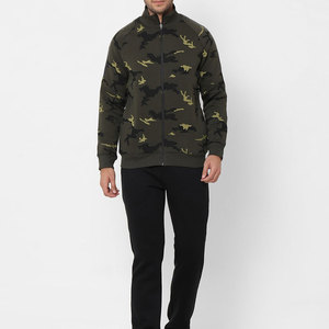 ชุดวอร์มแบบพอดีตัวสำหรับผู้ชายชุดวอร์มเล่นกีฬาน้ำหนักเบาสำหรับใช้ในชีวิตประจำวันพร้อมวัสดุระบายอากาศ - Product Image 1