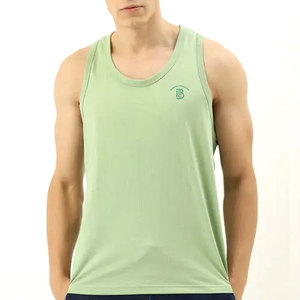 Débardeurs de compression pour hommes à prix abordable – Tendance estivale, haute qualité, respirants - Product Image 1