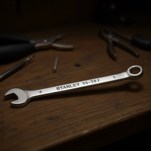 Clé à molette combinée Stanley pour une utilisation polyvalente dans diverses tâches - Product Image 3