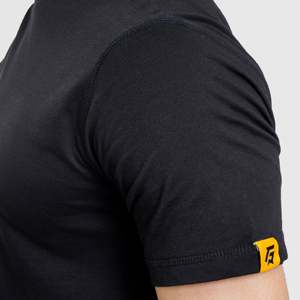 เสื้อยืดทรงสลิมฟิต RF Power Crew สีดำ ผลิตจากผ้าเจอร์ซีย์น้ำหนักเบา ดีไซน์ลายพิมพ์แบบอัดแน่น พร้อมลายสกรีน สำหรับออกกำลังกาย - Product Image 5