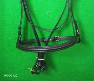Bridas de caballo de la mejor calidad, equipo de equitación hecho a mano con precio competitivo, hecho de cuero de vaca genuino, juego de tachuelas - Product Image 4