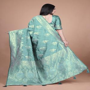 Elegante Sari de seda Banarasi con rico tejido de plata Zari Motivos tradicionales Borde de contraste Ropa festiva - Product Image 4