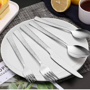 Ensemble de couverts en acier inoxydable martelé écologique de 40 pièces couverts pour la maison hôtel restaurant prix de gros de vente de Noël - Product Image 1