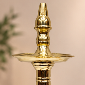 Cachimba de latón para mesa, estilo árabe hecho a mano con base decorativa martillada - Product Image 2