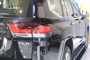 ใหม่/มือสอง ปี 2022 สำหรับ TOYOTA Land Cruiser 300 VXR SUV เกียร์อัตโนมัติ ขับเคลื่อน 4 ล้อ สีดำ ตัวเลือกเสริม ไฟ LED ระบบแก๊ส - Product Image 4