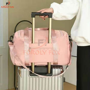 Nouveaux sacs de luxe Weekender vente en gros grand sac de sport concepteur étanche unisexe style voyage logo personnalisé sac de voyage - Product Image 2