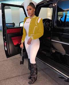 Chaquetas cortas de lana para mujer, parches de chenilla personalizados, Mangas de cuero genuino bordadas, chaqueta universitaria Letterman - Product Image 3