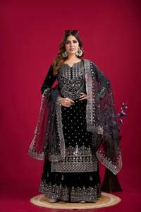 DESIGNER VISCOSE VELOURS BRODERIE SÉQUENCE TRAVAIL TOP SHARARA AVEC DUPATTA NOIR - Product Image 6