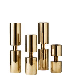 เชิงเทียนสีทองปัดลายด้วยรูปปั้นที่ออกแบบซ้อนกันและแพลตฟอร์มเสาที่ทันสมัยสำหรับตกแต่งบ้าน - Product Image 5