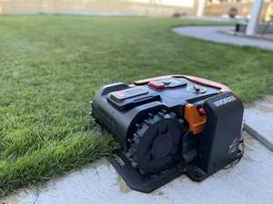 Pièces et accessoires personnalisables de tondeuse à gazon à piles de voleur automatique d'OEM - Product Image 2