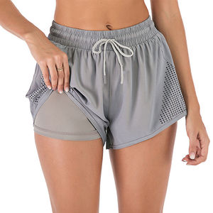 Pantalones cortos deportivos de entrenamiento 2 en 1 personalizados para mujer, transpirables con cordón y cremallera, malla atlética, estilo informal, encaje medio, incluye bolsillos - Product Image 1