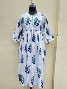 เดรสแม็กซี่พิมพ์ลายบล็อกสไตล์ลำลอง ผ้าฝ้าย 100% ชุดทูนิคสไตล์อินเดียสำหรับผู้หญิง ชุดฤดูร้อนประดับพู่ ทำด้วยมือ - Product Image 2