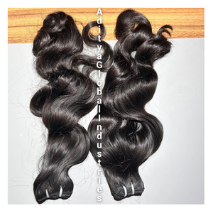 Vente en gros d'extensions de cheveux humains brésiliens de couleur naturelle Remy 100% Style vague profonde lâche 30 pouces paquets en vrac de cheveux indiens bruts - Product Image 2