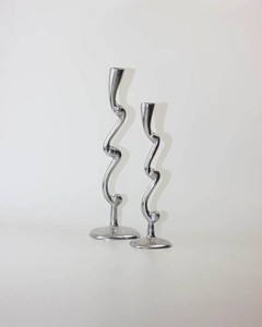 Ensemble de décoration de table artistique moderne bougeoirs sculpturaux Silver Wave - Product Image 3